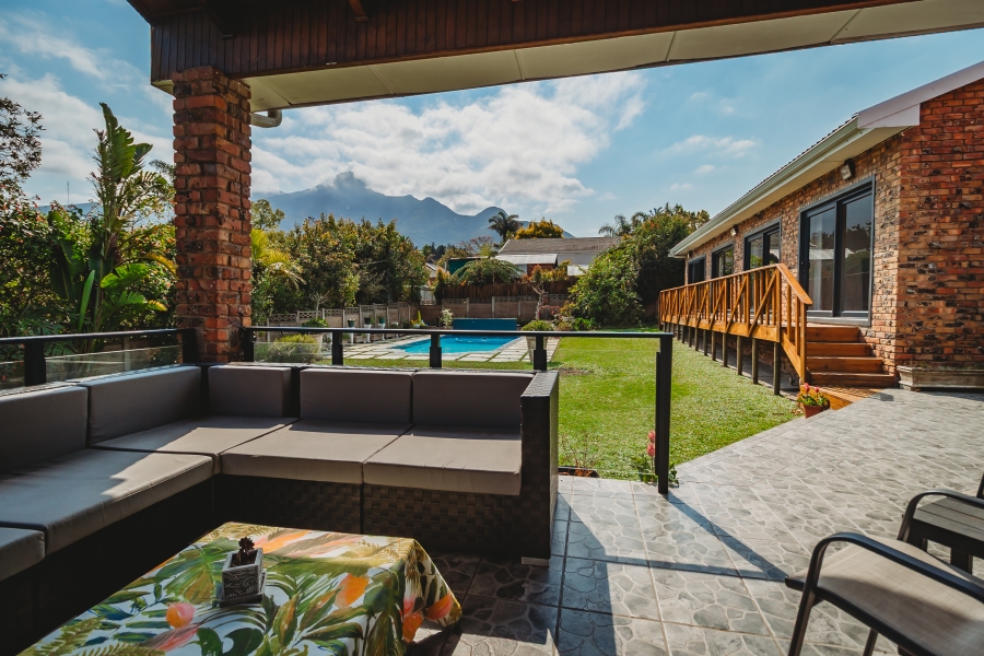 6 Bedroom Property for Sale in Camphersdrift Western Cape